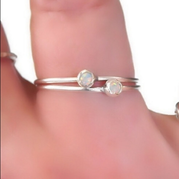 2 Sterling Silver & Fire Opal Rings, 7 - Picture 3 of 4